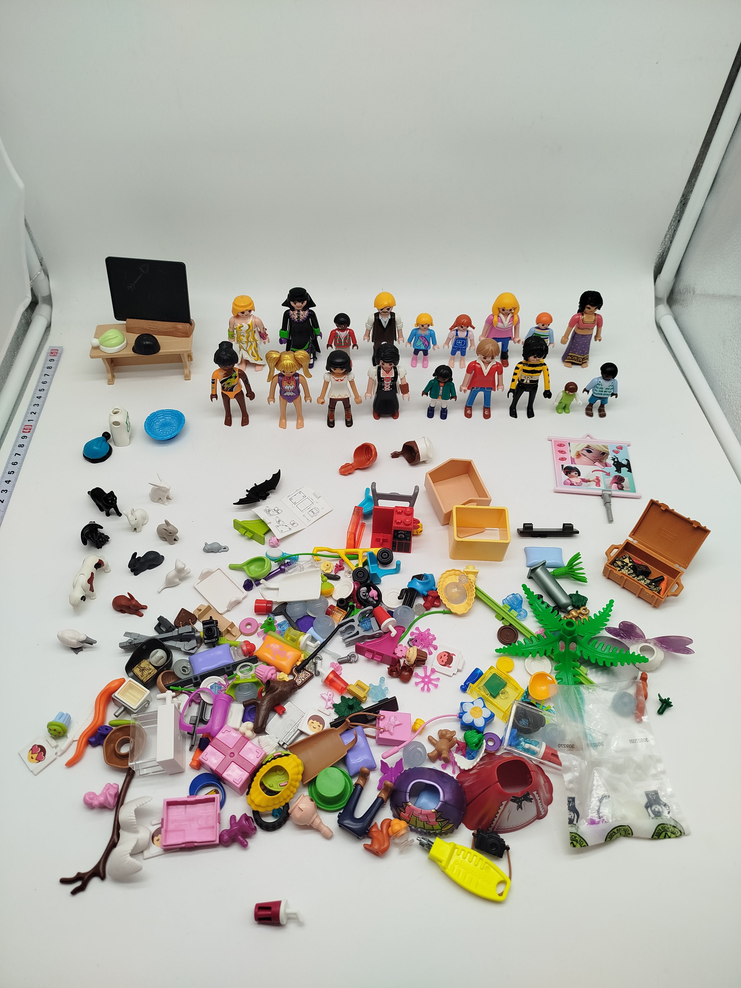 Playmobil 18 Figuren, Tiere & Zubehör